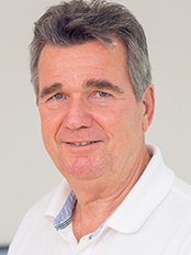 عيادة طب الأسنان الألمانية - German Dental Clinic